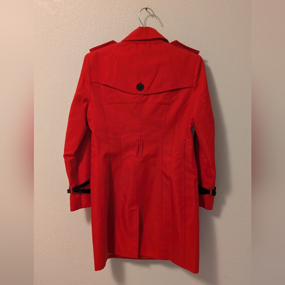 STYLEWE Red Trench Coat with Black Accents - Picture 3 of 5
